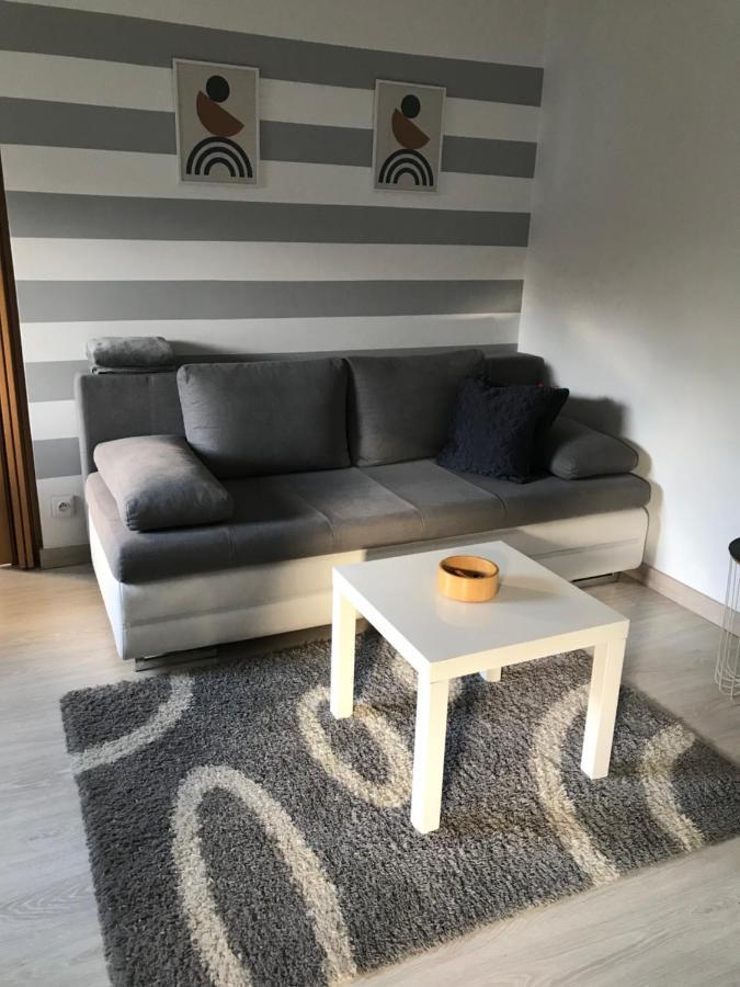 Maly Bialy Domek Częstochowa Exterior foto